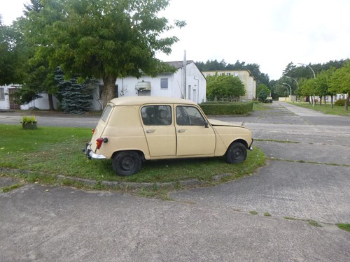 Renault oldtimer auto - 4,